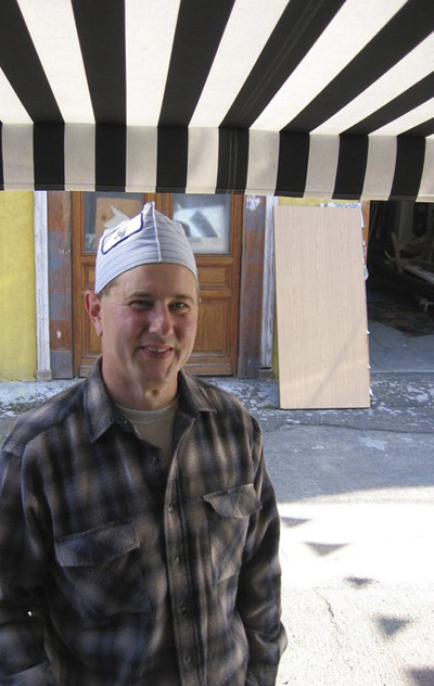 "Once I came out with paletas, it opened up a lot of doors for me," says ice cream vendor Jeff Smeed. He sells traditional Mexican paletas that are made in Qunicy, Wash., and shipped to Tacoma. "If I'm going to go around and sell ice cream, I want to sell something that I like and that I know other people are going to like. I've had a really good reaction to the paletas. The best marketing tool I have is the product. Once people try it, they like it. They are hooked on it. It's something new. It's something different." (PHOTO COURTESY JEFF'S ICE CREAM)