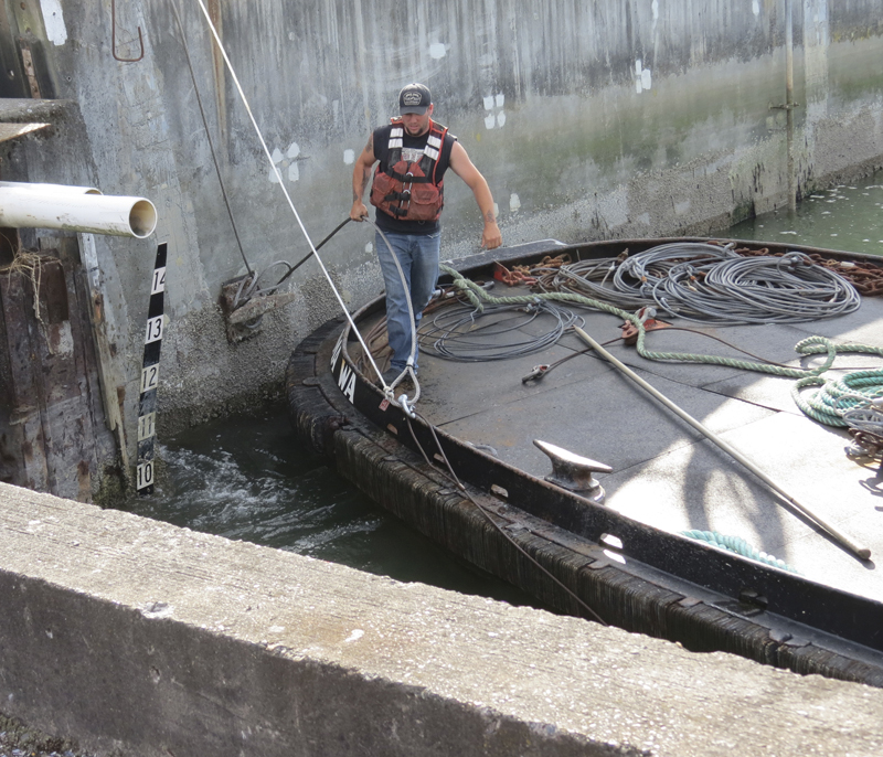 SR 520 Pontoons: Skilled crews, high tides help move major project through Tacoma tide flats