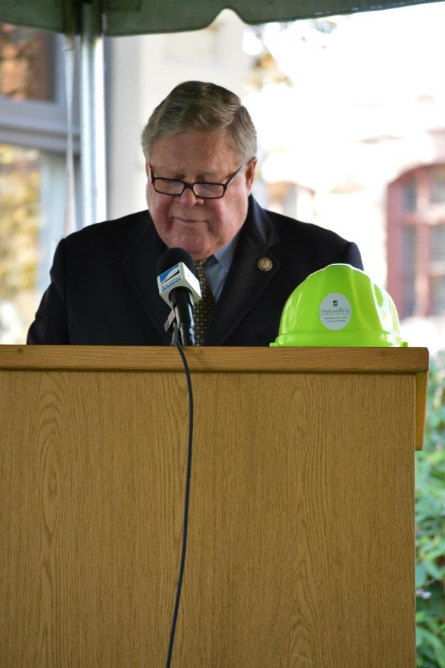 Congressman Norm Dicks spoke during the ceremony. (PHOTO COURTESY CITY OF TACOMA)