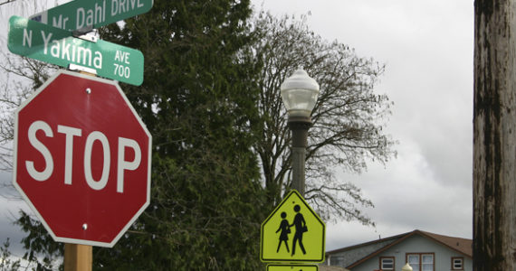 A street sign at the corner of North 13th Street and Yakima Avenue was unveiled Monday evening to honor Dahl. (PHOTO BY TODD MATTHEWS)