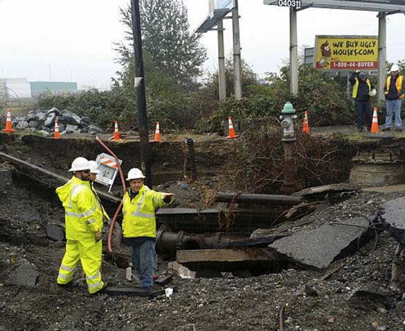 Broken water main impacts 12 Tacoma tide flats businesses. (PHOTO COURTESY TACOMA PUBLIC UTILITIES)