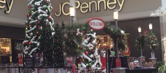 Tacoma Mall rolls out holiday cheer