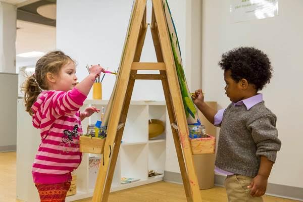 Children paint at Becka's Studio at Children's Museum of Tacoma. A collaborative effort with the Tacoma Art Museum will enhance the family experience at the two museums, beginning Jan. 25, 2017.Credit: Children's Museum of Tacoma / TAM
