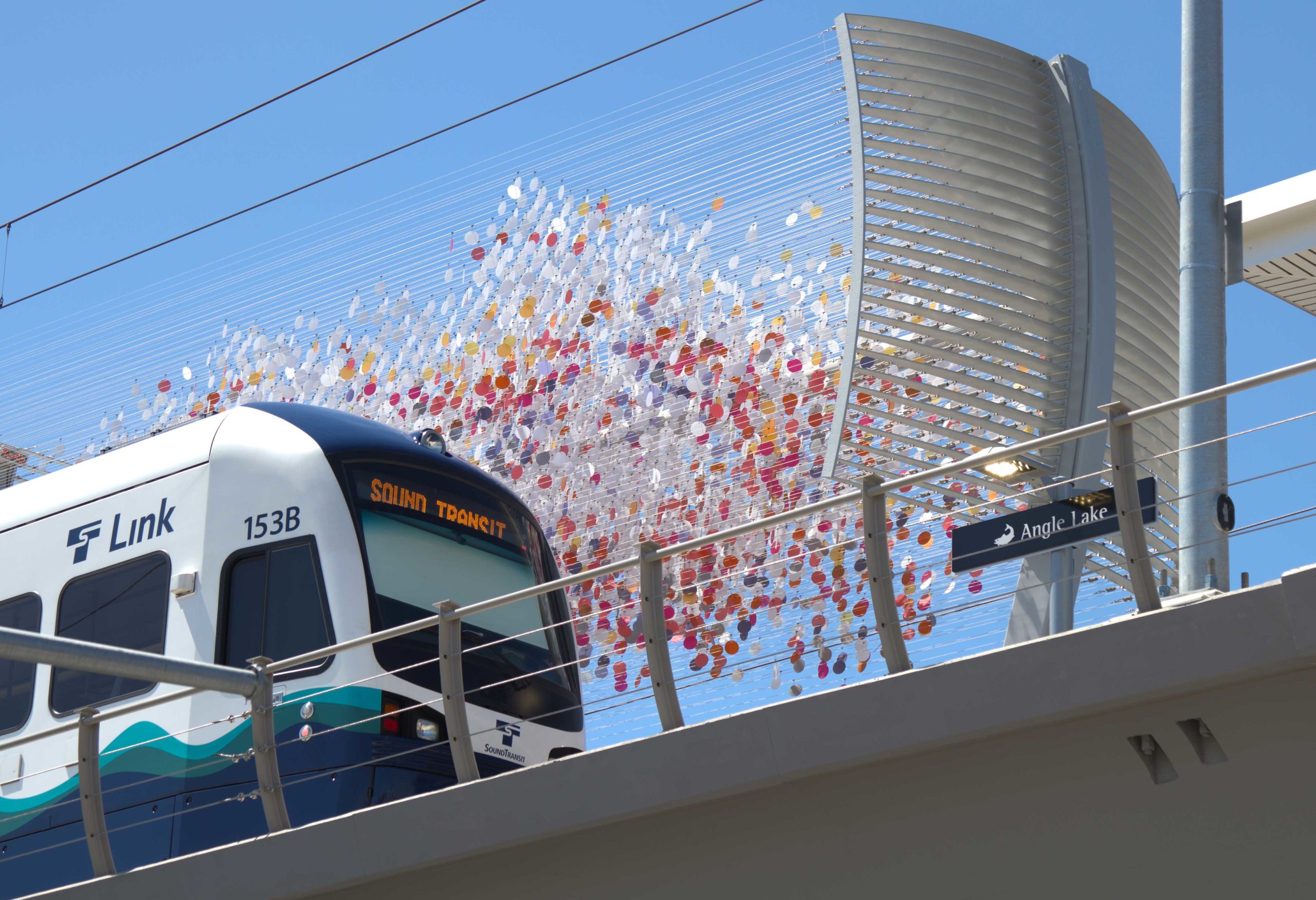 Angle Lake Station; Link train in foreground,Laura Haddad's "Cloud" sculpture in backgroundPhoto courtesy Darrius Wells and Sound Transit