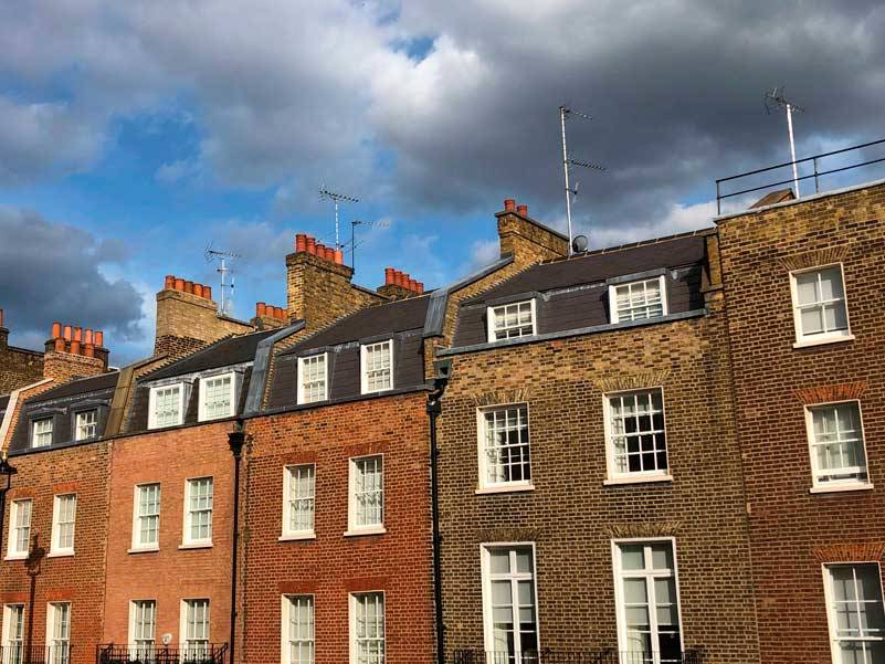 These London row houses are essentially all leased for 99 years. (Photo by Morf Morford)