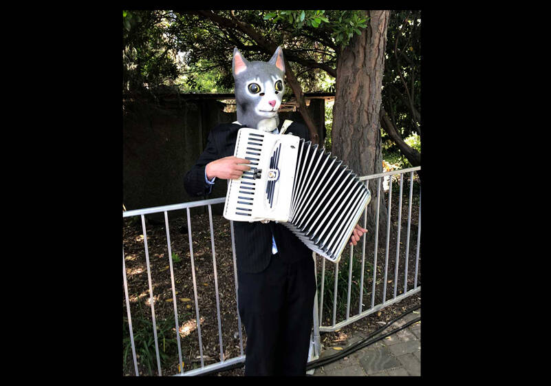 You never know who you’ll run into at our area’s summer events. (Photo by Morf Morford)