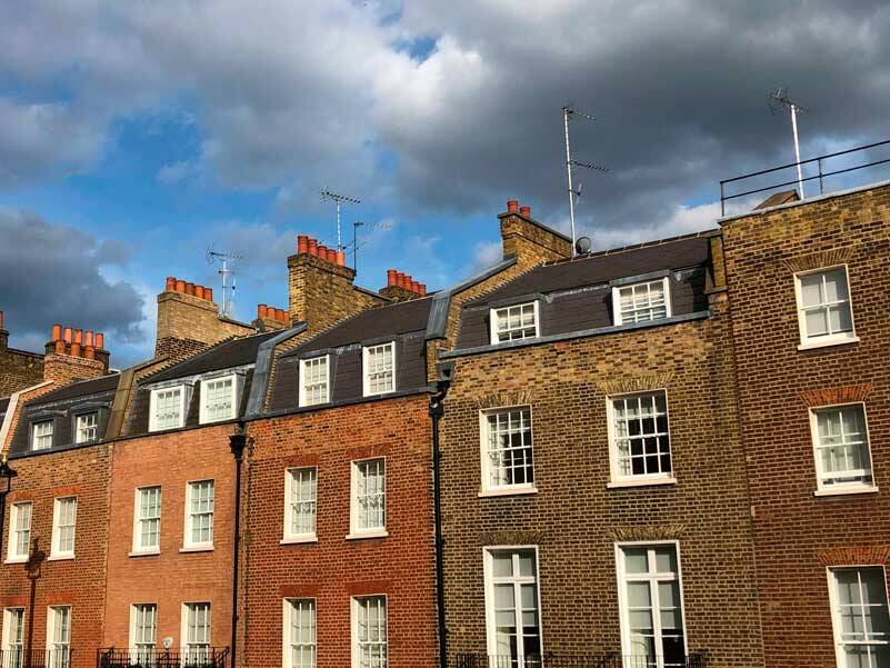 These rowhouses in central London have seen scandals, wars and many families passing through them - and will certainly see many more. (Photo by Morf Morford)