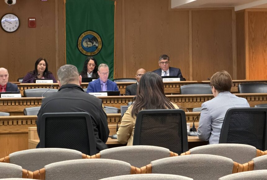 Lawmakers move to regulate license plate cameras