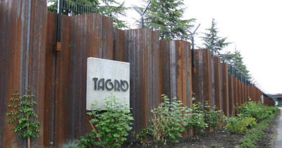 The City of Tacoma recently completed a nearly $10 million project to build a 2,500-foot-long floodwall that aims to protect the Central Wastewater Treatment Plant. (PHOTO BY TODD MATTHEWS)