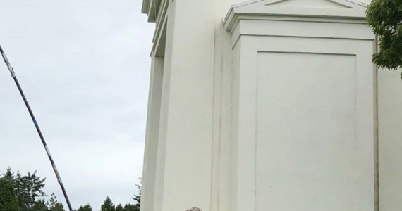 Photo by Morf Morford