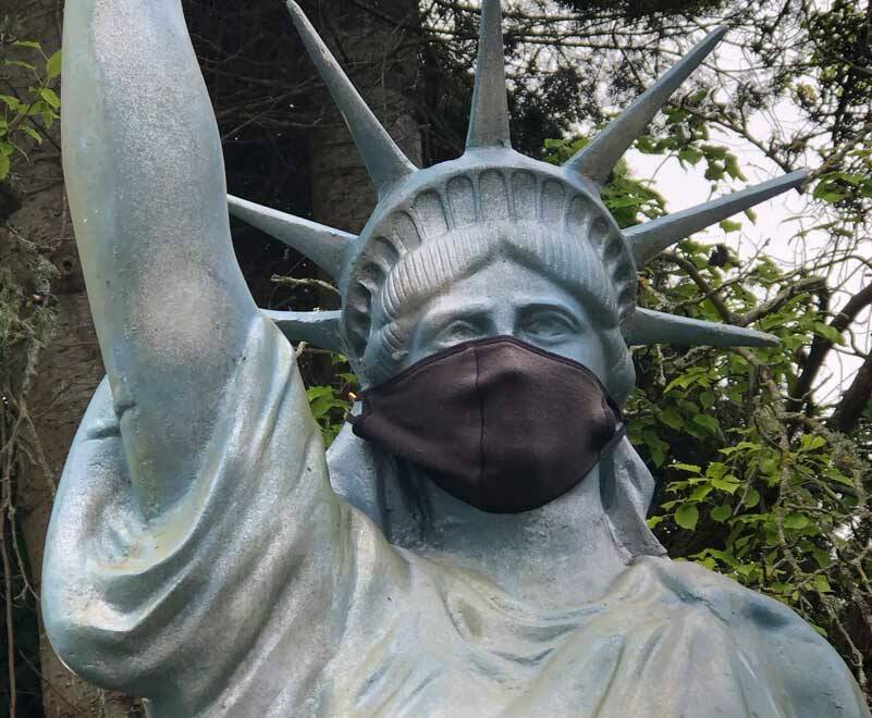 Just because we cant see their mouths doesnt mean stupid words cant come out. It might be better sometimes to keep silent. (Photo by Morf Morford)