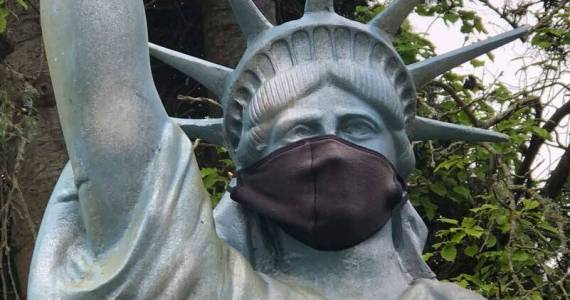 Just because we cant see their mouths doesnt mean stupid words cant come out. It might be better sometimes to keep silent. (Photo by Morf Morford)