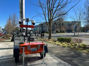 (Jake Goldstein-Street/Washington State Standard
A new speed camera mounted on a trailer, shown in Olympia, will patrol work zones on Washington highways.