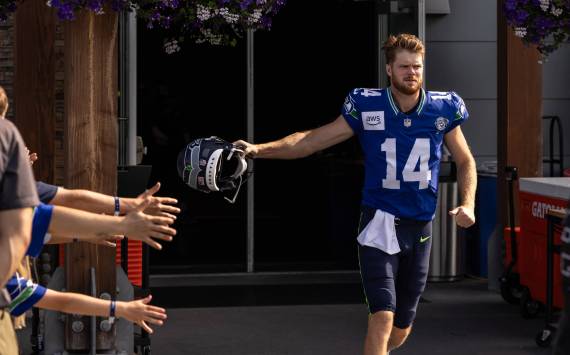 Sam Darnold exits to the practice field at the Virginia Mason Athletic Complex. Photo provided by Maria Dorsten.