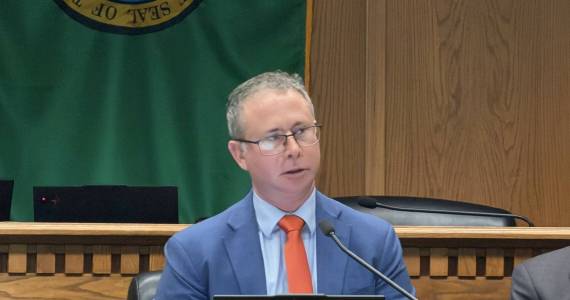 Prime sponsor Sen. Jesse Salomon speaks in support of Senate Bill 6296 during a public hearing Feb. 2. Photo by Cassie Diamond